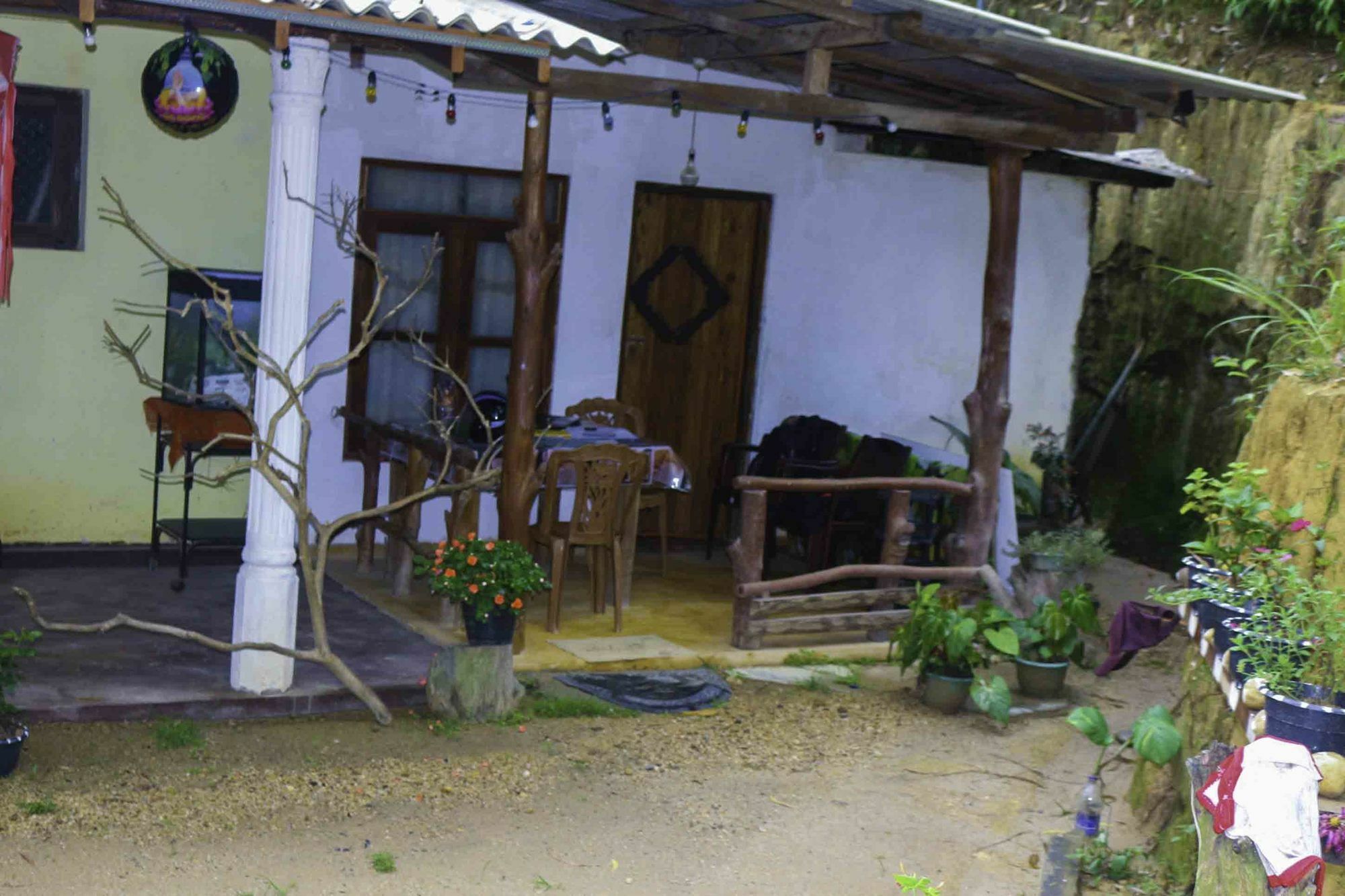 Yoho Chamith Homestay Ella Bagian luar foto